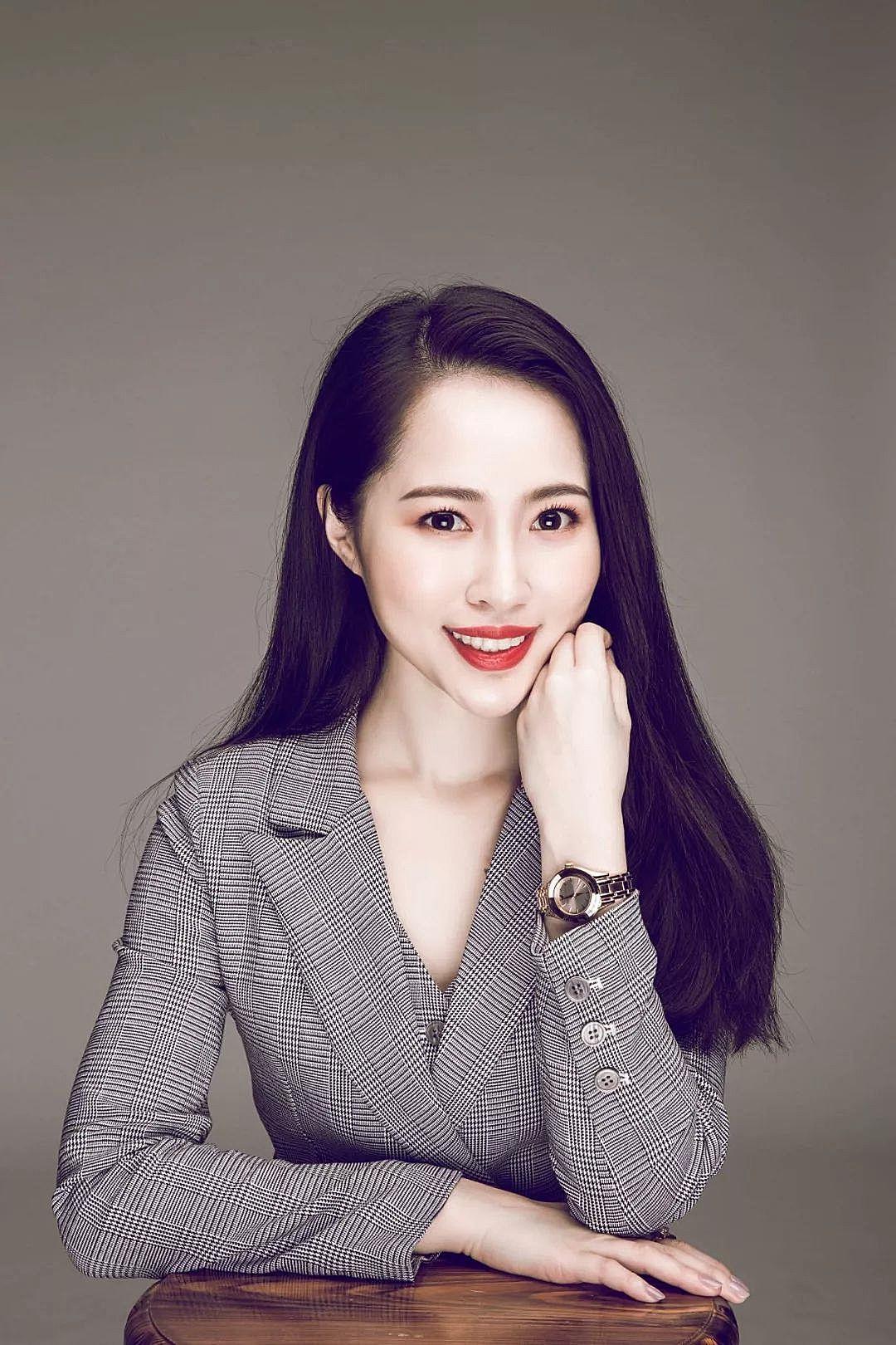 新知图谱, 我们为什么要请他们来做CEMC大会的主持人？
